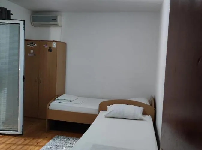 Lilly Apartment